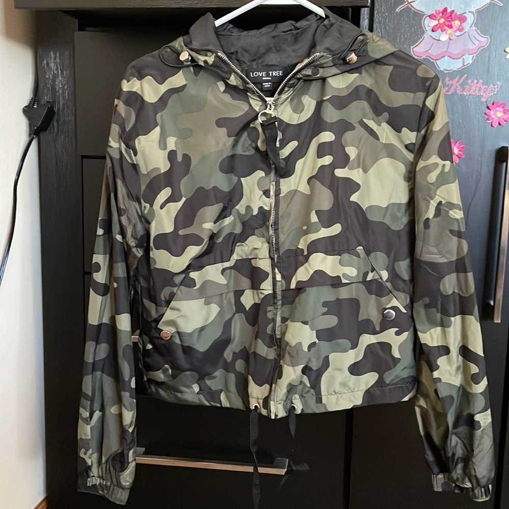 Camo windbreaker